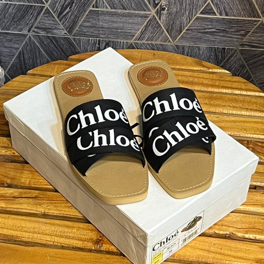 Chloe Flats 2.0 – Black & Beige Elegance