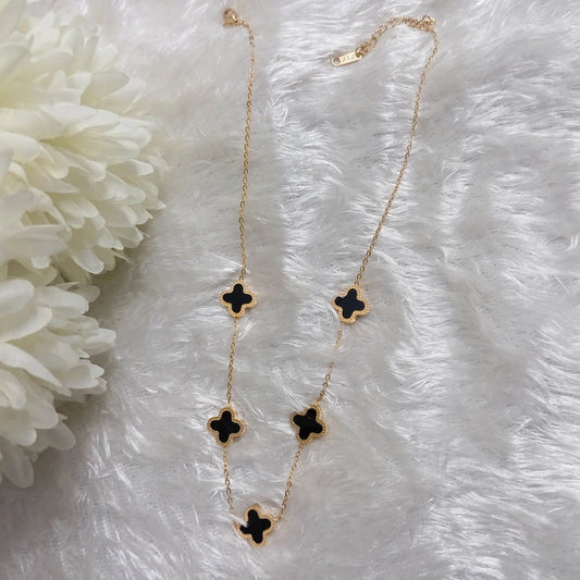 Black Clover Necklace – 5-Piece Clover Design